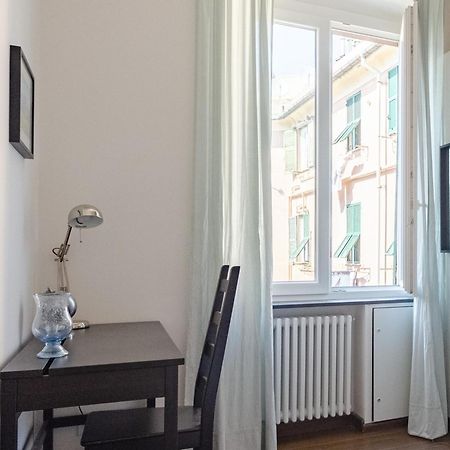 Joivy Spacious Family Apt For 4, In Carignano, Genova Eksteriør billede