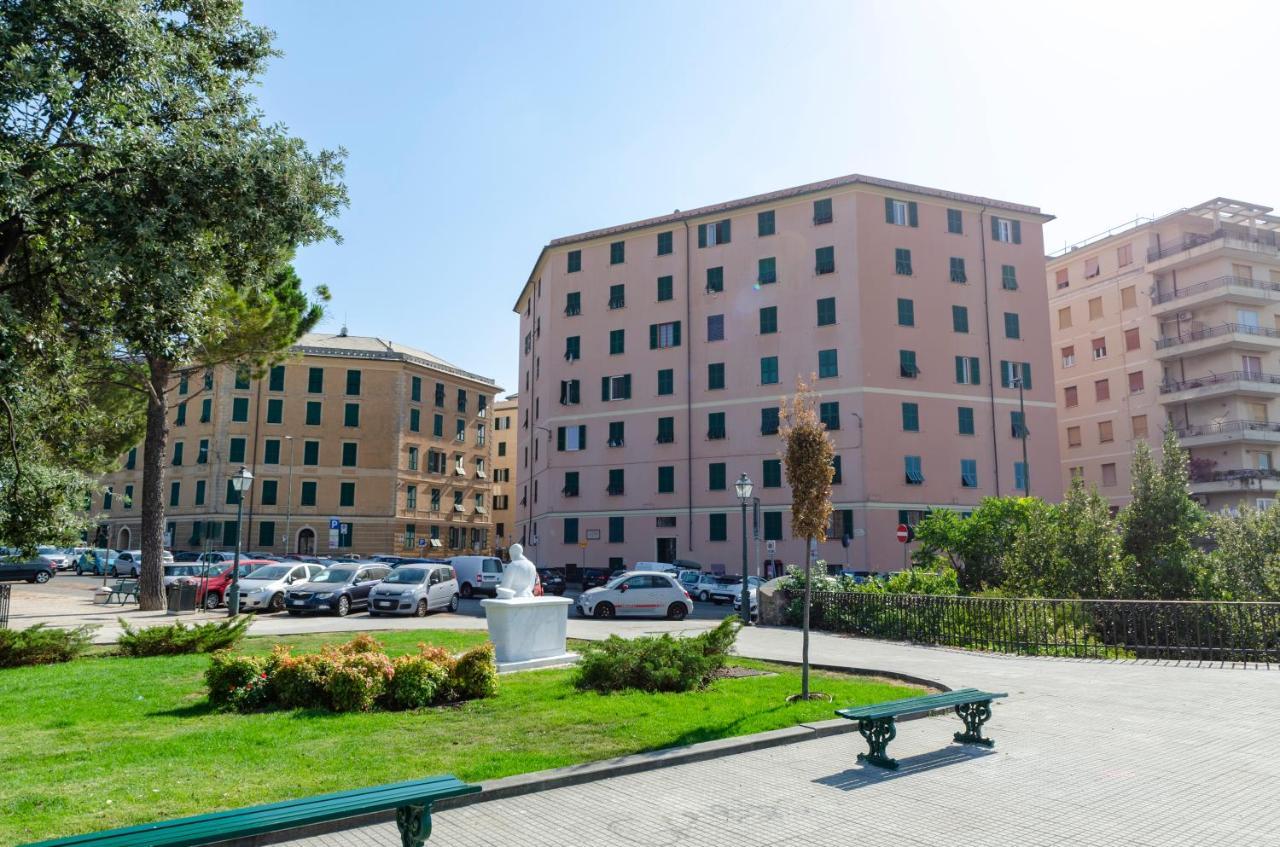 Joivy Spacious Family Apt For 4, In Carignano, Genova Eksteriør billede